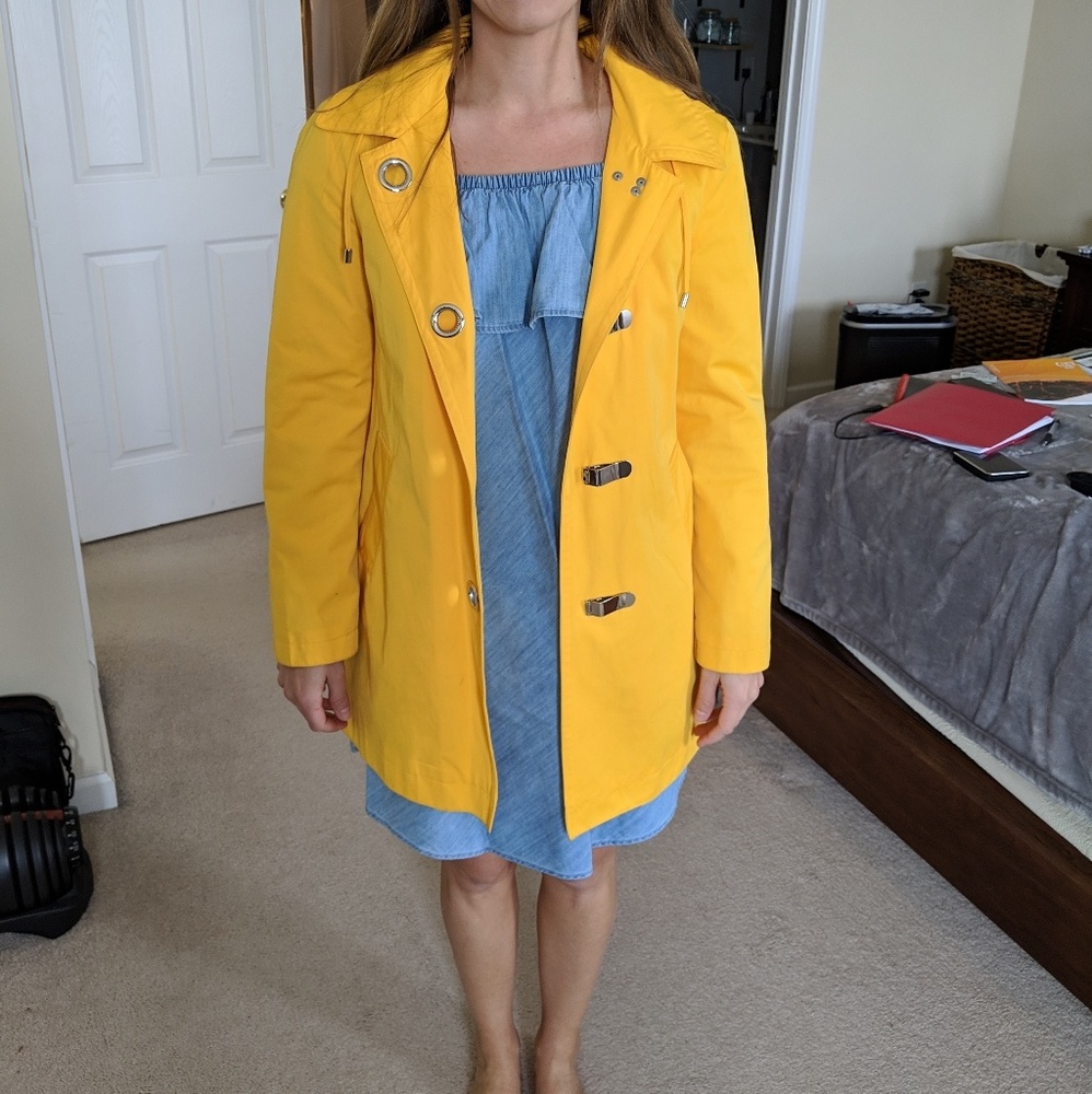 Petite small Michael kors raincoat